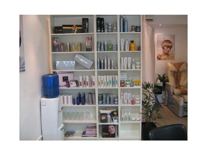 Salon 4 Her/Shop 5 Arcadia Walk, Noosa Heads QLD 4567