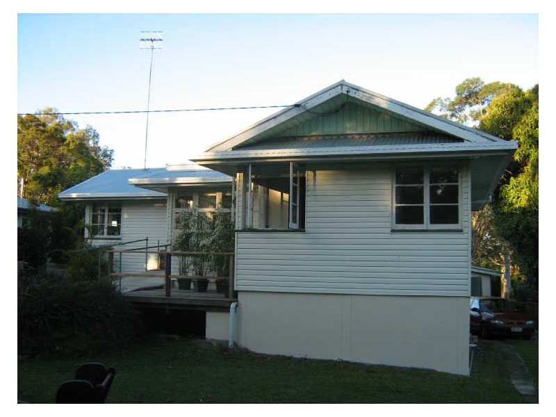 79 Eumundi Rd, Noosaville QLD 4566