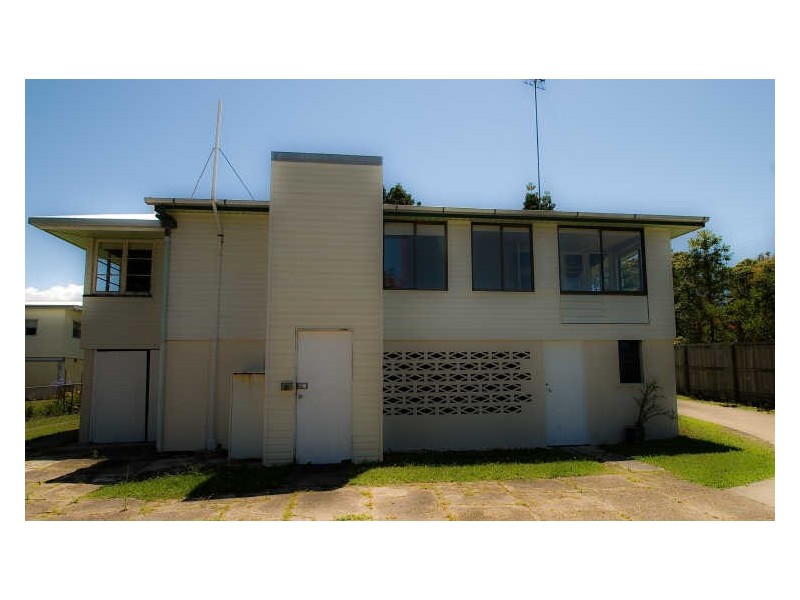 79 Eumundi Rd, Noosaville QLD 4566