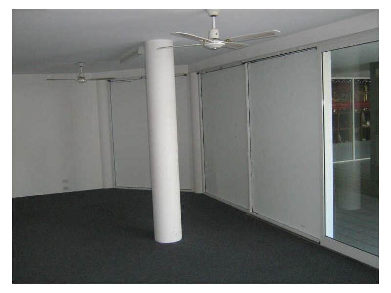 2/10 Thomas St, Noosaville QLD 4566