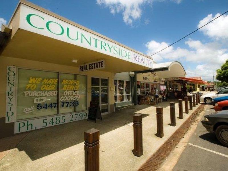 18 Memorial Avenue, Pomona QLD 4568