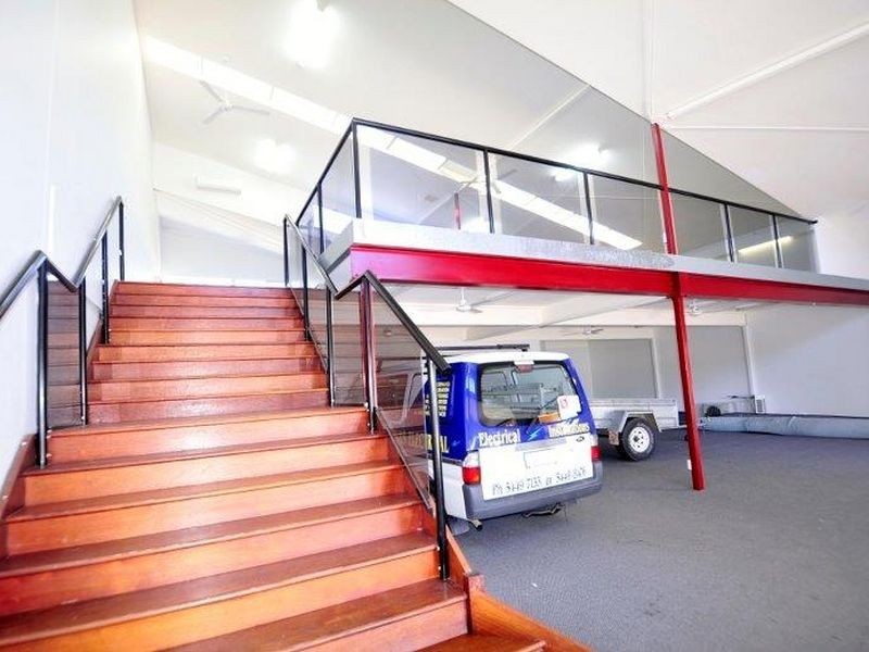 1/6 Venture Drive, Noosaville QLD 4566