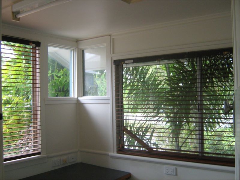 17 Edward Street, Noosaville QLD 4566