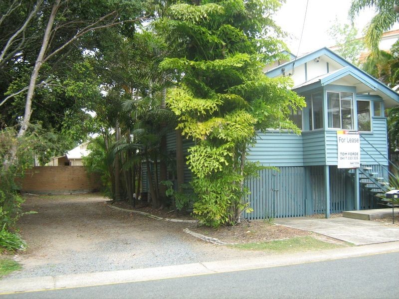17 Edward Street, Noosaville QLD 4566