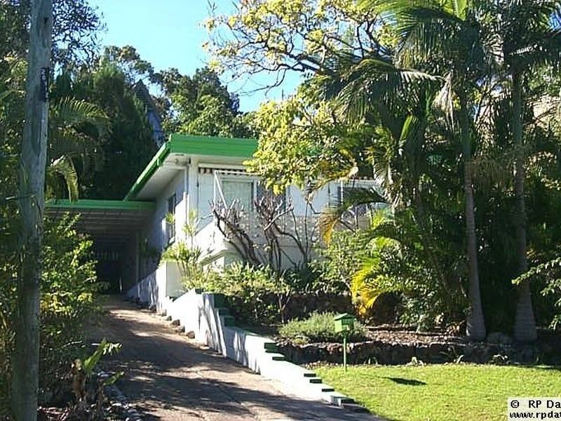 27 Bottlebrush Avenue, Noosa Heads QLD 4567