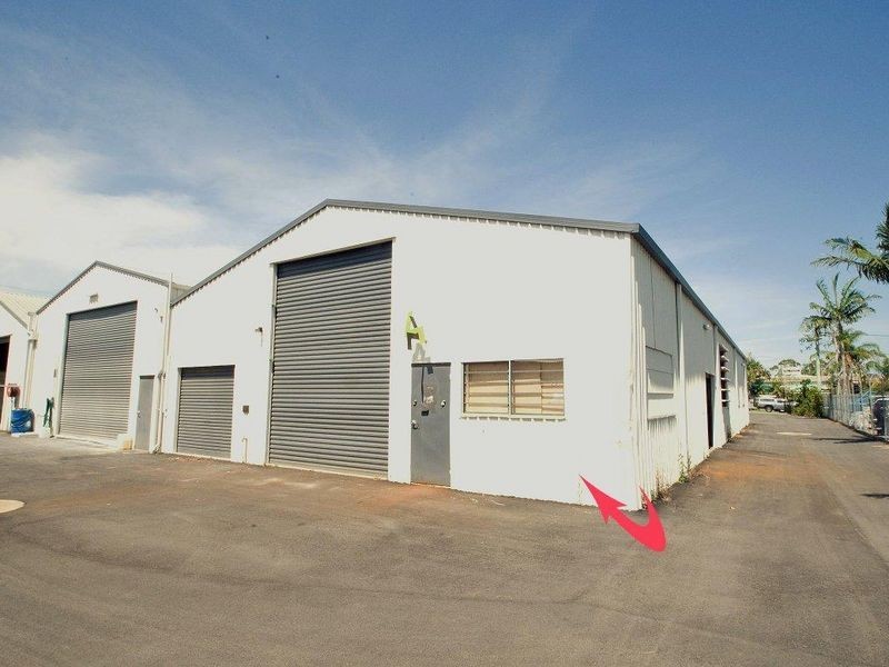 2/4 Leo Alley Road, Noosaville QLD 4566