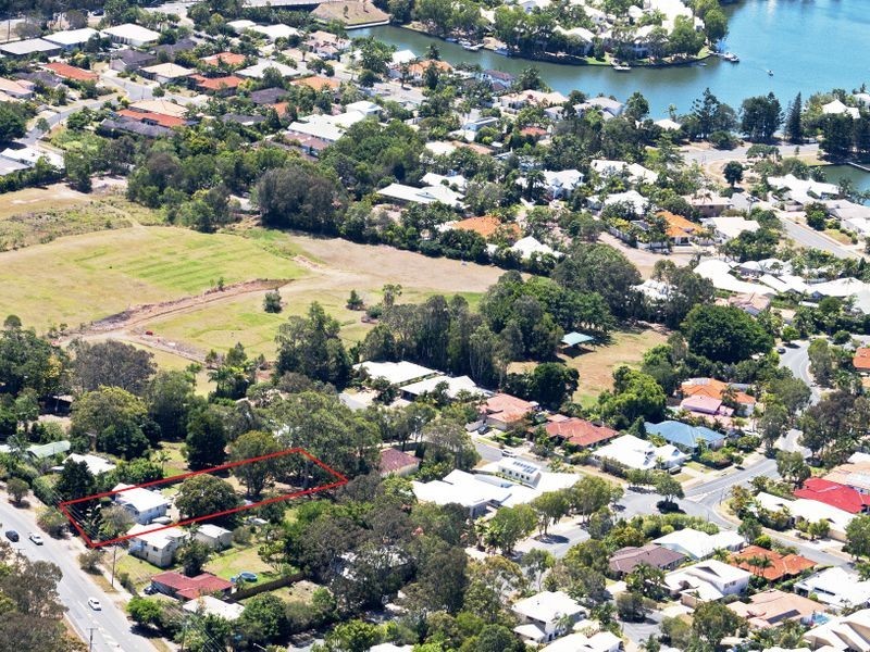 79 Eumundi Road, Noosaville QLD 4566