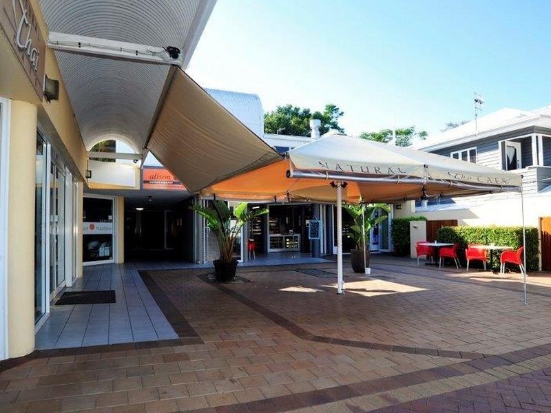 2/10 Thomas Street, Noosaville QLD 4566