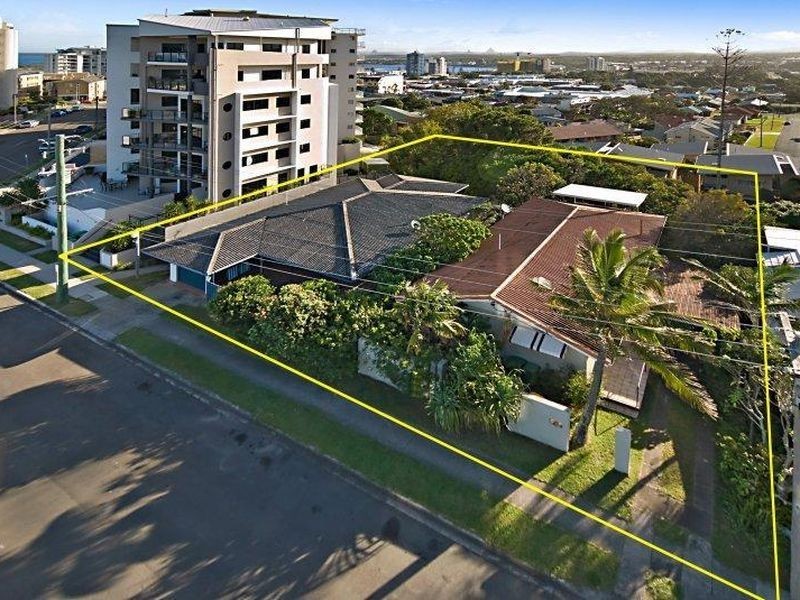26 & 28 Canberra Terrace, Caloundra QLD 4551