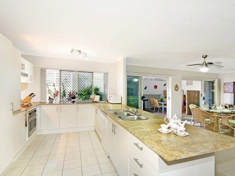 34-36 Canberra Terrace, Caloundra QLD 4551