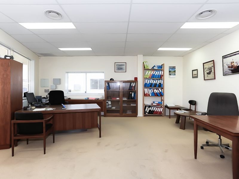 17 Commerce Court, Noosaville QLD 4566