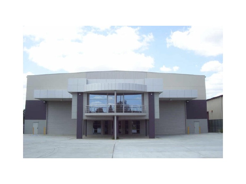 28b Williamson Road, Ingleburn NSW 2565