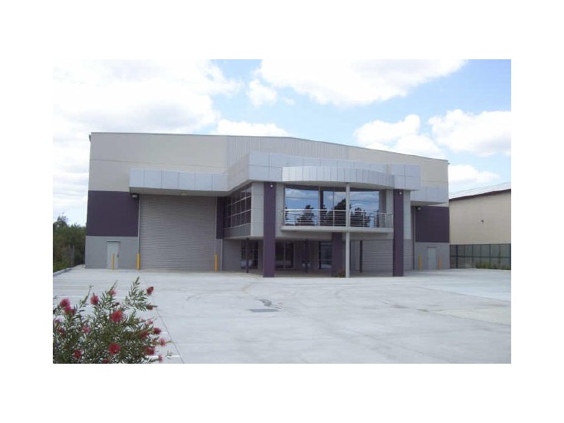 28b Williamson Road, Ingleburn NSW 2565