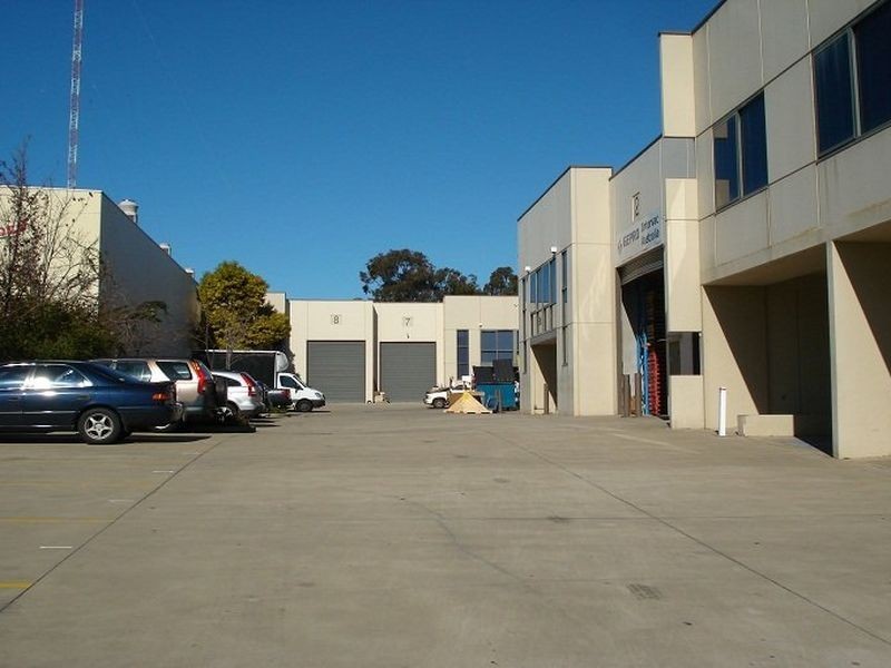 2/7 Enterprise Cct, Prestons NSW 2170