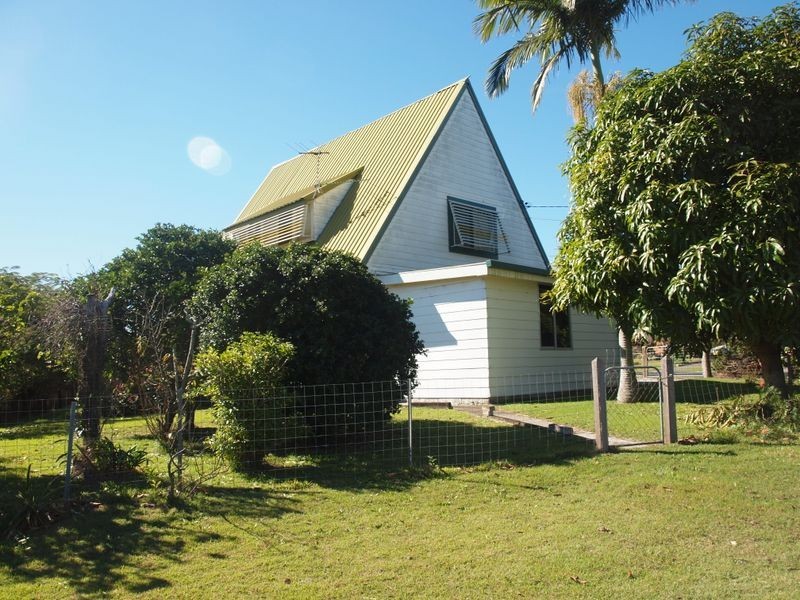 19 Hammond Street, Iluka NSW 2466