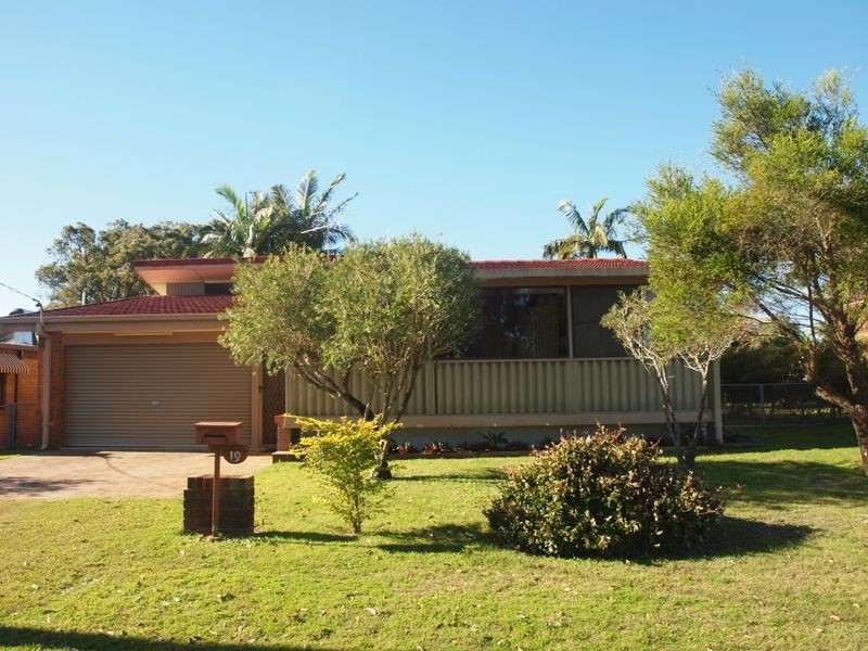 19 Angourie Street, Iluka NSW 2466