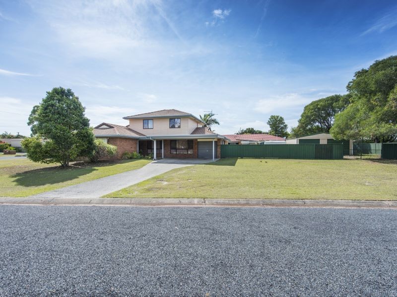 25 Ballanda Crescent, Iluka NSW 2466