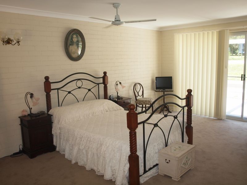 11 Island View Road, Woombah NSW 2469
