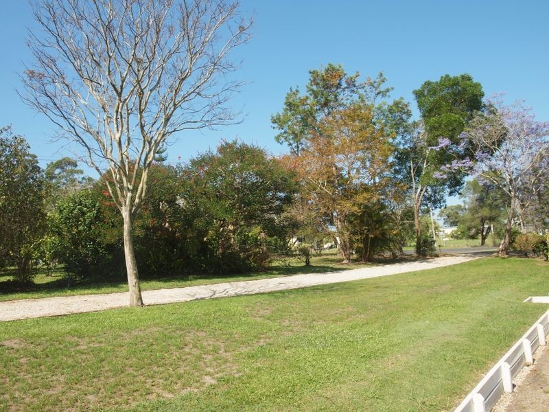 11 Island View Road, Woombah NSW 2469