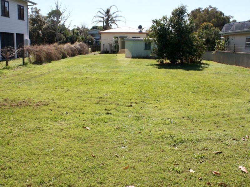 6 Cave Street, Iluka NSW 2466