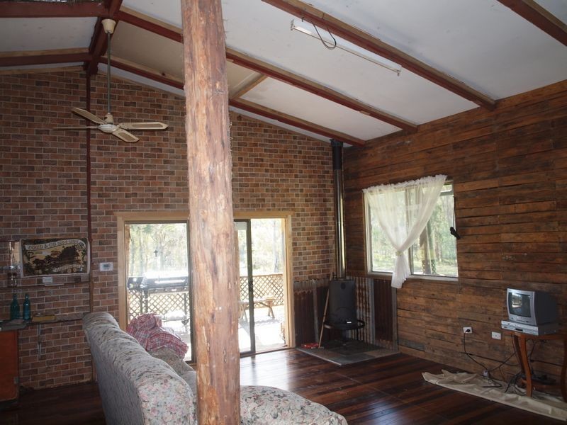 7175 Pacific Highway, Tabbimoble NSW 2472