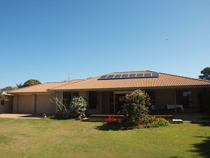 8 Angourie Street, Iluka NSW 2466