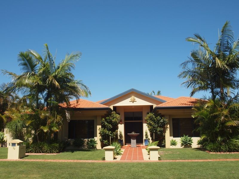 10 Conrad Close, Iluka NSW 2466