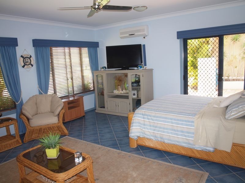 10 Conrad Close, Iluka NSW 2466