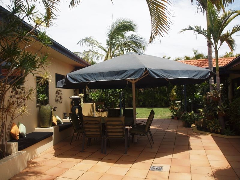 10 Conrad Close, Iluka NSW 2466