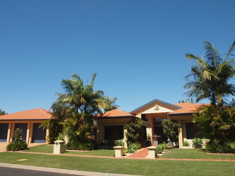 10 Conrad Close, Iluka NSW 2466