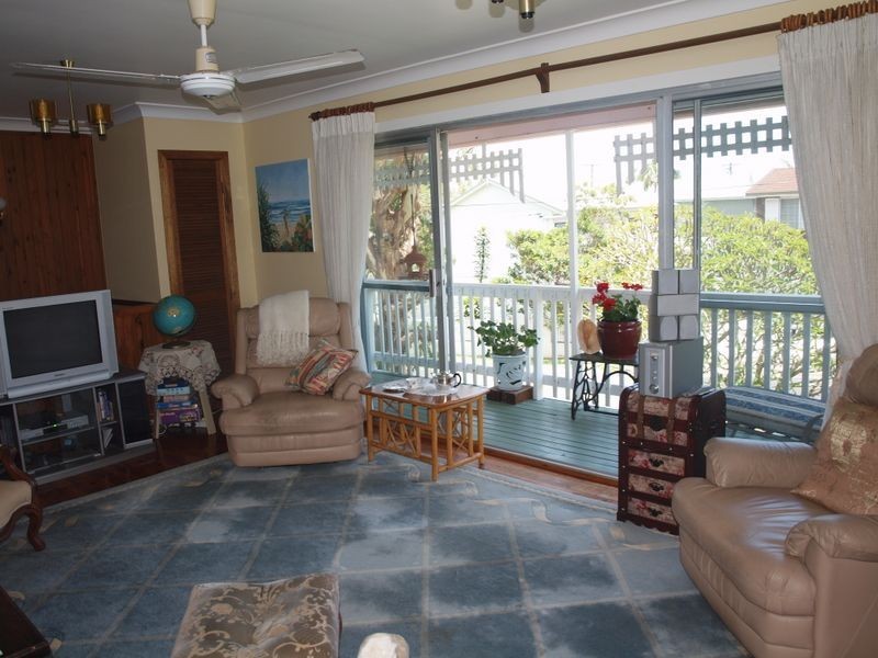 8 Riverview Street, Iluka NSW 2466