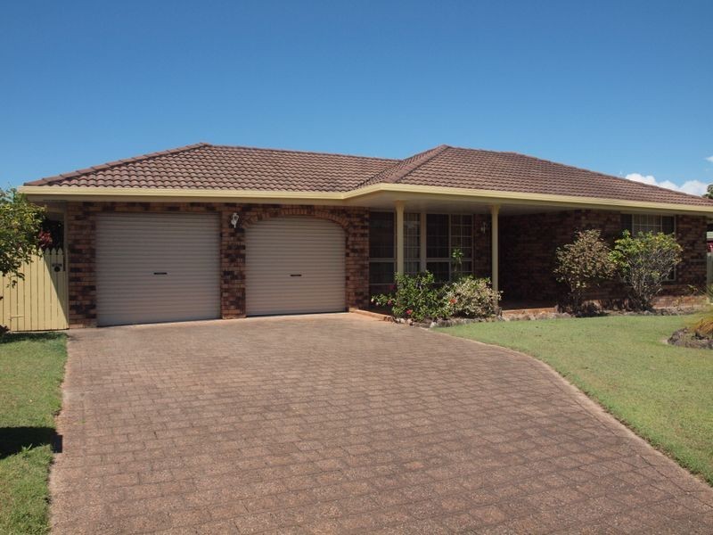 3 Ballanda Crescent, Iluka NSW 2466