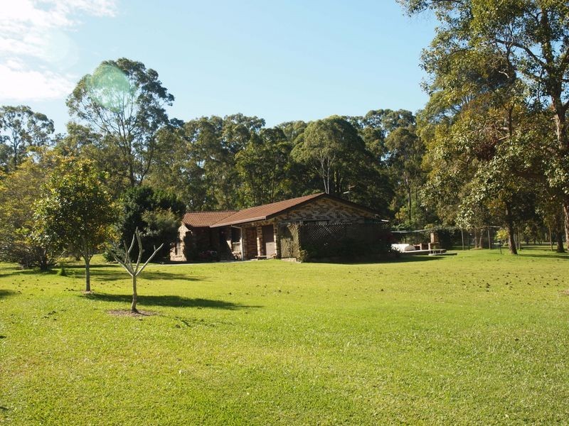 2 Island View Road, Woombah NSW 2469