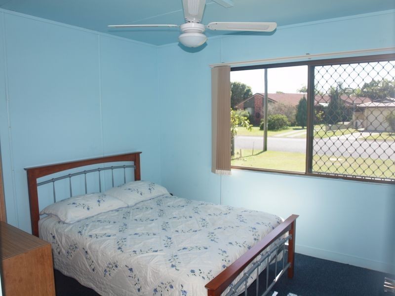 6 Ballanda Crescent, Iluka NSW 2466