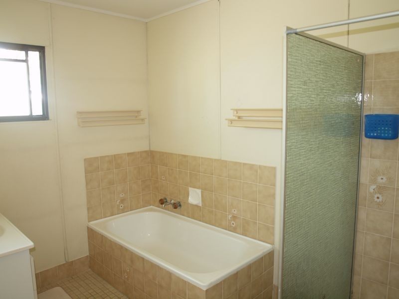 6 Ballanda Crescent, Iluka NSW 2466