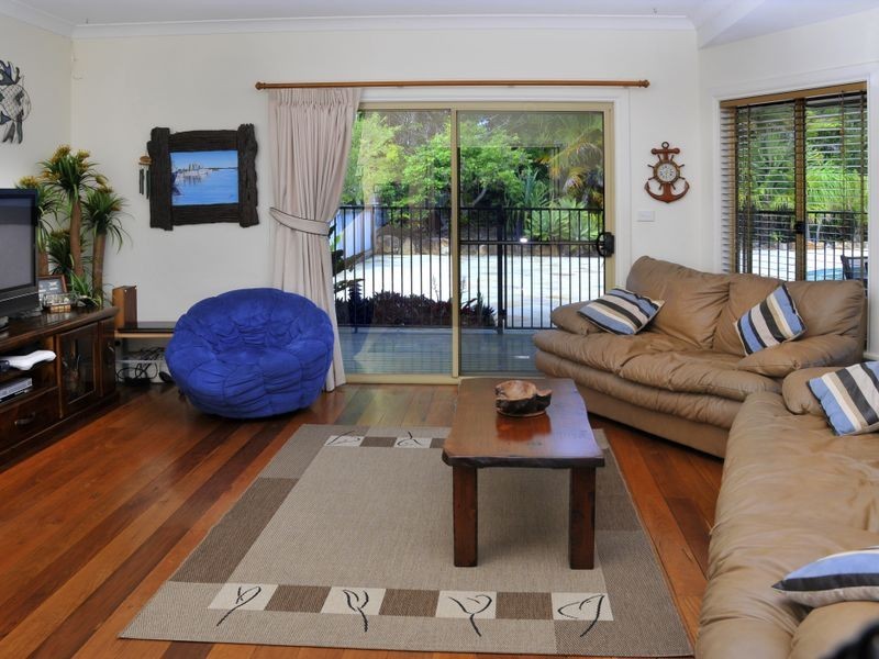 9 Adams Street, Woombah NSW 2469