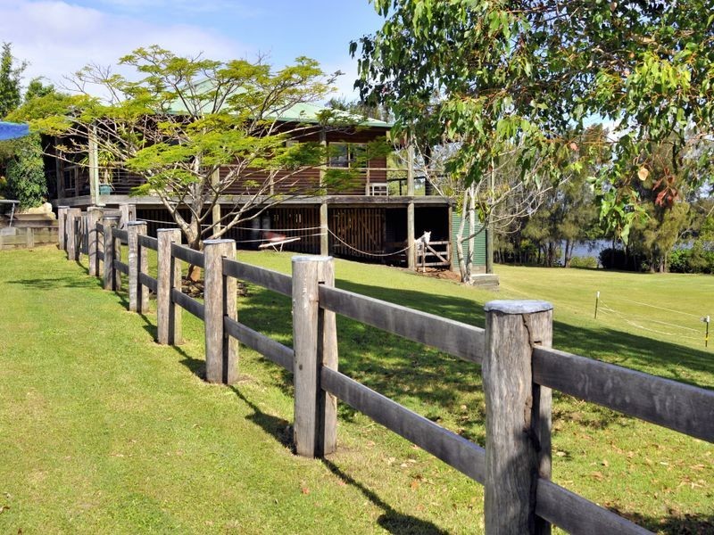 9 Adams Street, Woombah NSW 2469