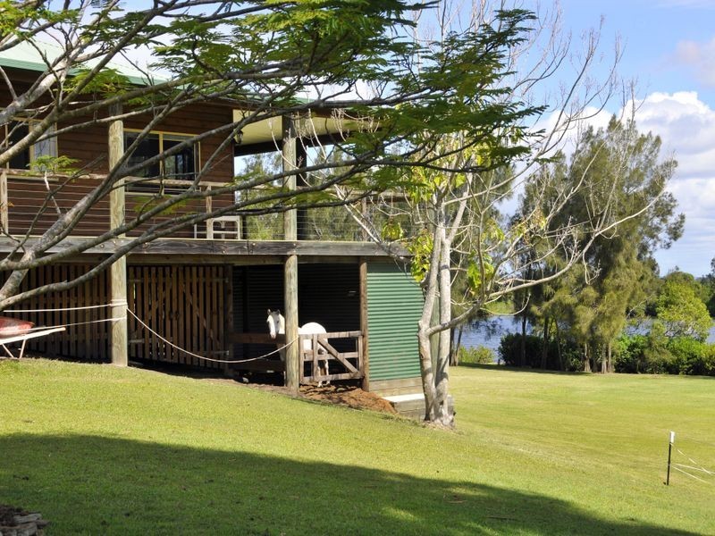 9 Adams Street, Woombah NSW 2469