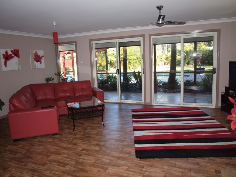 33 Emu Drive, Woombah NSW 2469