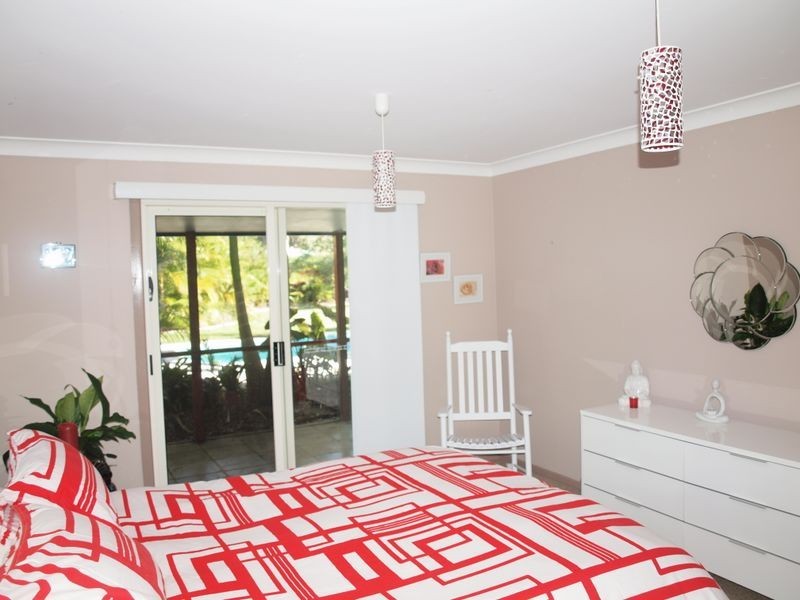 33 Emu Drive, Woombah NSW 2469