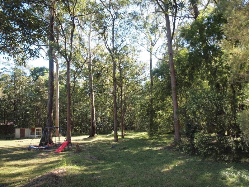 33 Emu Drive, Woombah NSW 2469