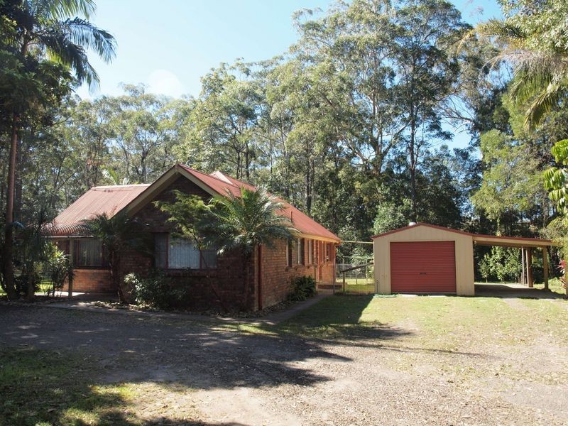 36 West Street, Woombah NSW 2469