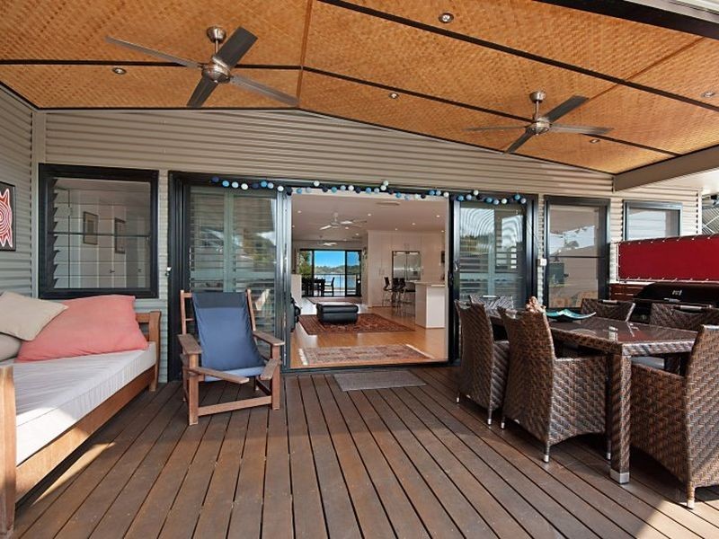 22 Marandowie Drive, Iluka NSW 2466