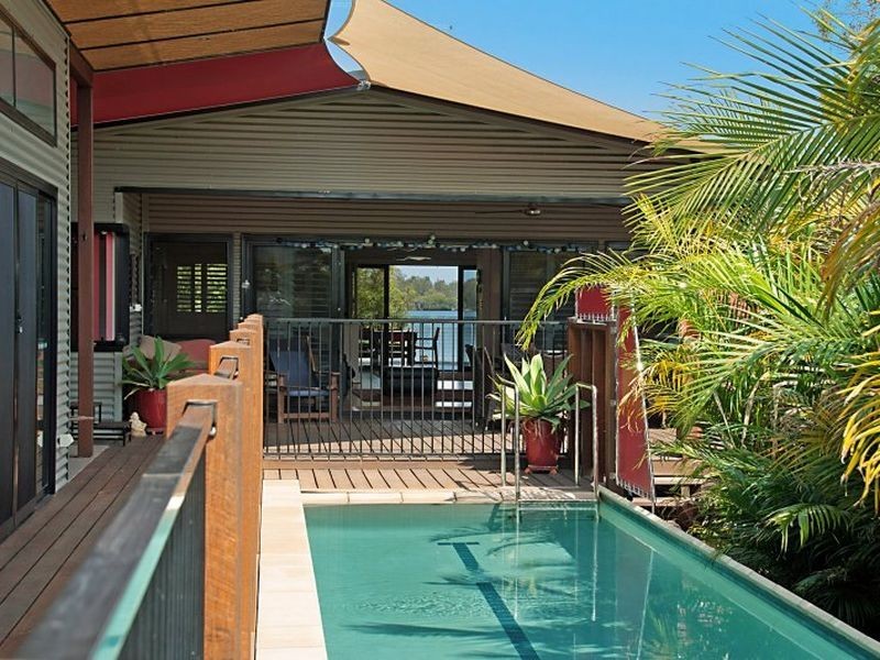 22 Marandowie Drive, Iluka NSW 2466