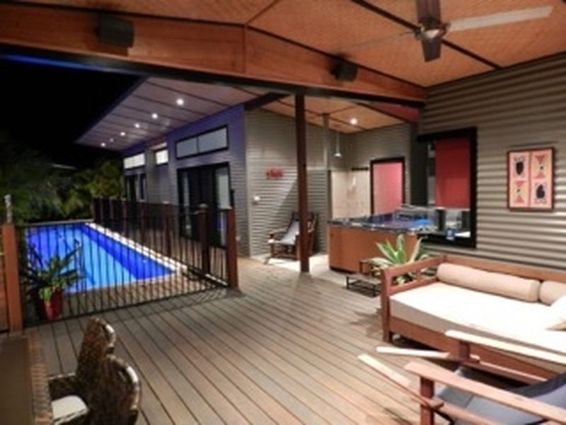 22 Marandowie Drive, Iluka NSW 2466