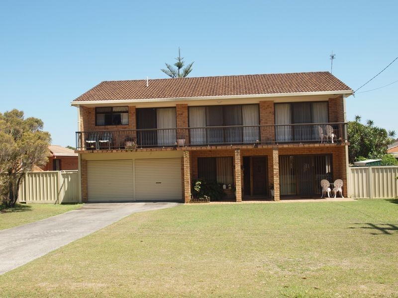 25 Owen Street, Iluka NSW 2466