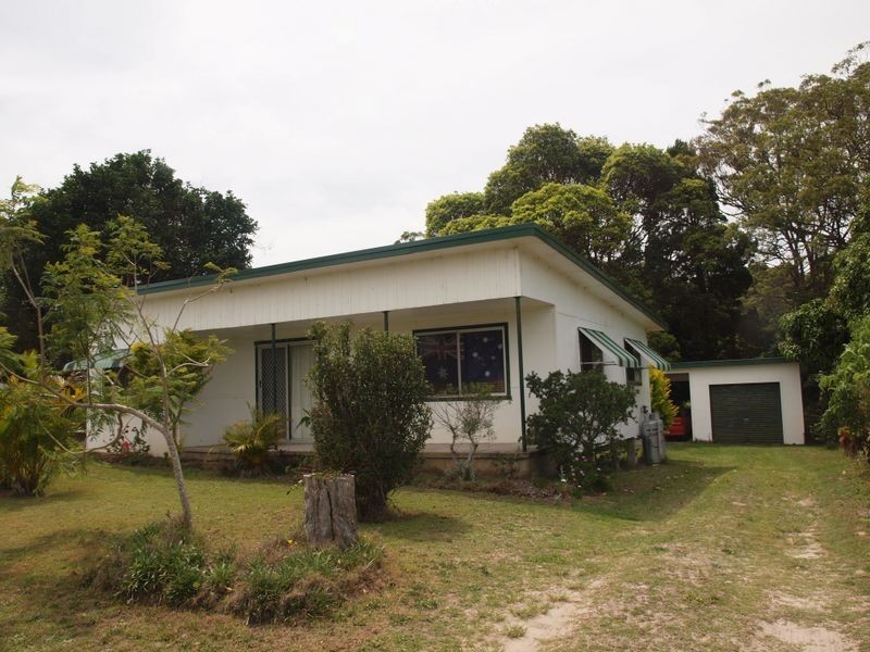 2 Micalo Street, Iluka NSW 2466