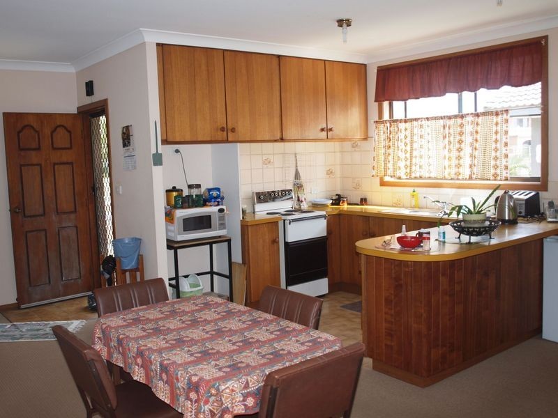 1/13 Ballanda Crescent, Iluka NSW 2466