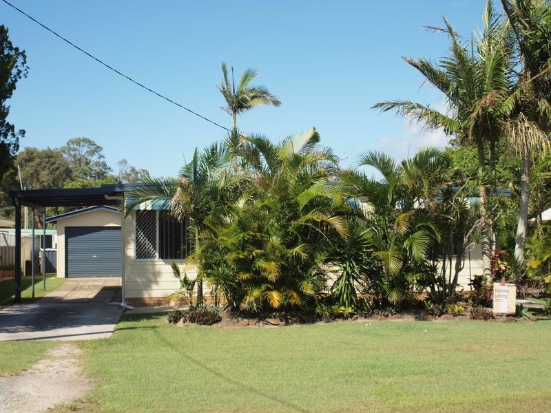 6 Loxton Avenue, Iluka NSW 2466