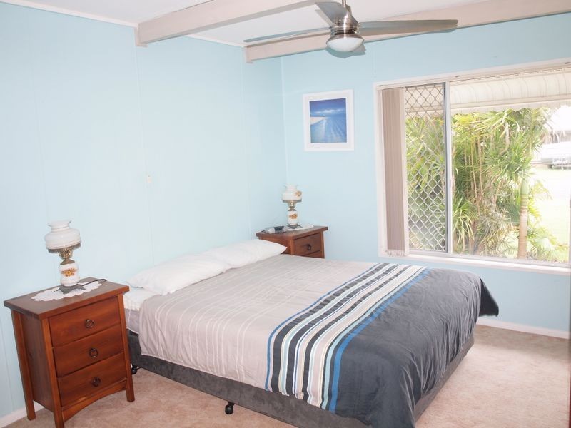 6 Loxton Avenue, Iluka NSW 2466